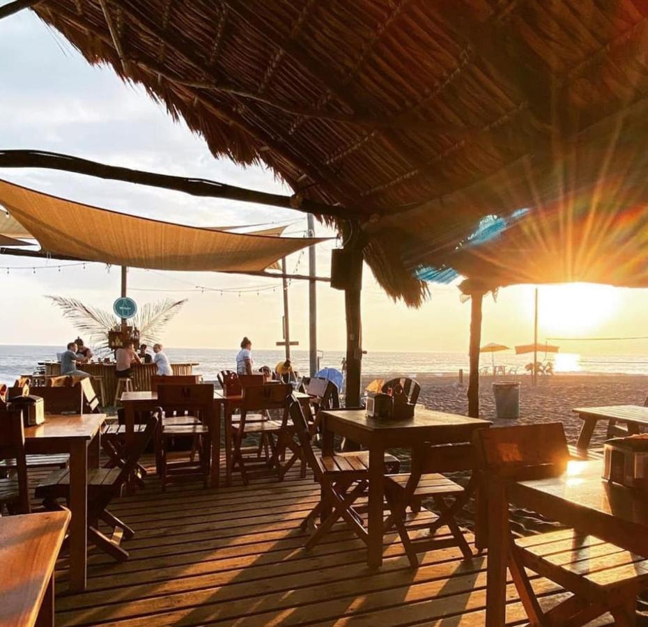 Hotel El Delfin Monterrico Eksteriør billede